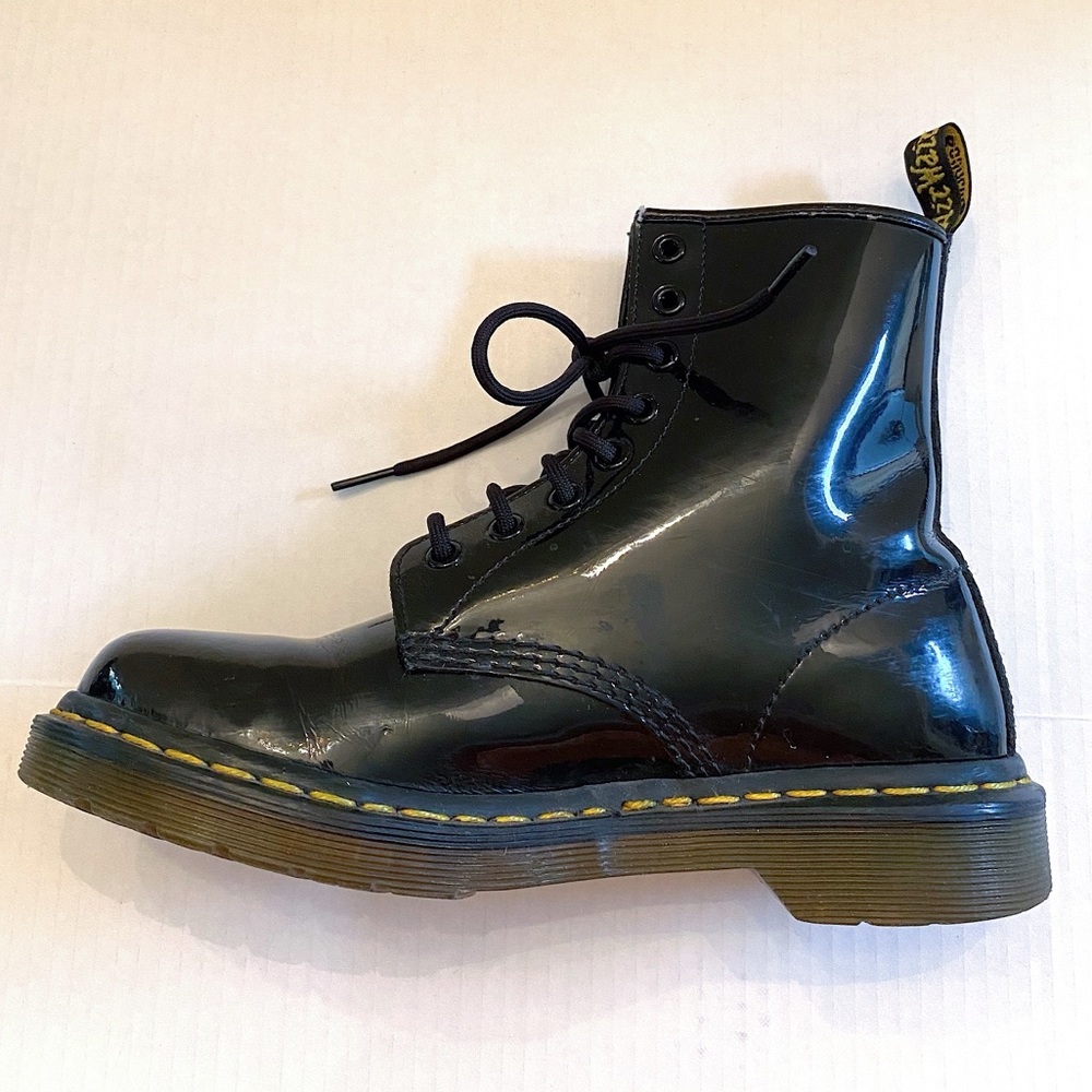 Dr. Martens 1460 Patent Leather Lace Up Boots EUC - Picture 4 of 16
